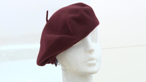 beret-on-mannequin-head-620