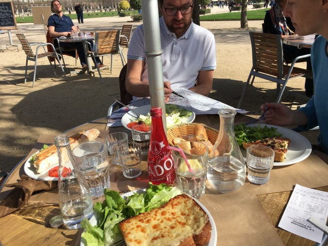tuileries lunch