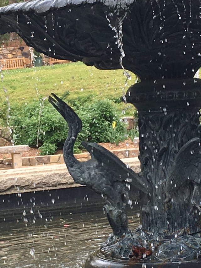 bird fountain
